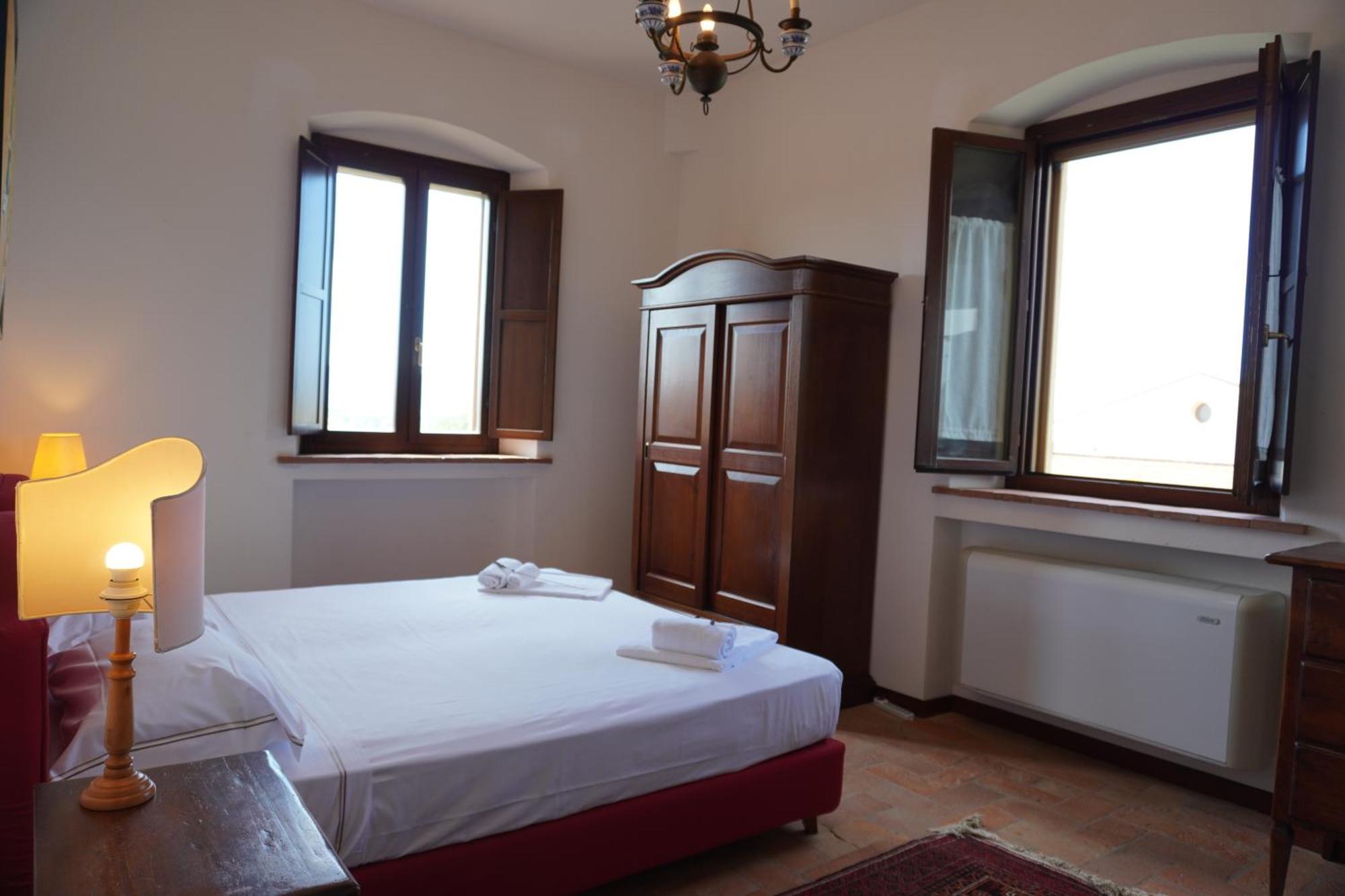 Agriturismo Podere Santa Virginia 阿尔比尼娅 外观 照片